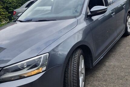 VW Jetta 234.020 km 5.000 &euro; Frankfurt 60386