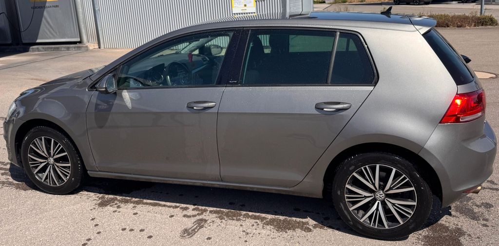 VW Golf 116.000 km 11.800 &euro; Dietingen 78661