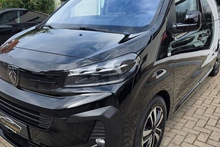 Peugeot Traveller 17.463 km 33.999 &euro; Seesen 38723