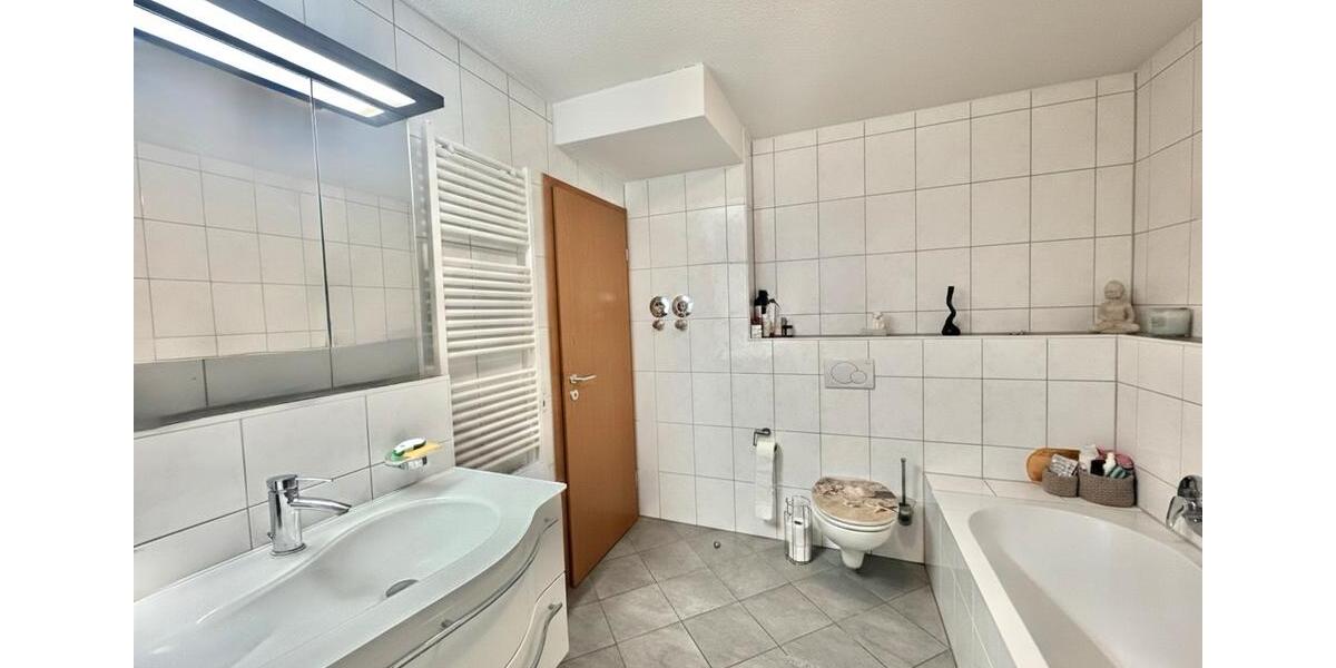 Etagenwohnung Korntal-Münchingen Münchingen - 4 Zimmer, 109 m&sup2;, 1.680&euro; | Angebot:25256429