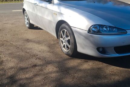 Alfa Romeo 147 178.419 km 600 &euro; Orlenbach 54595