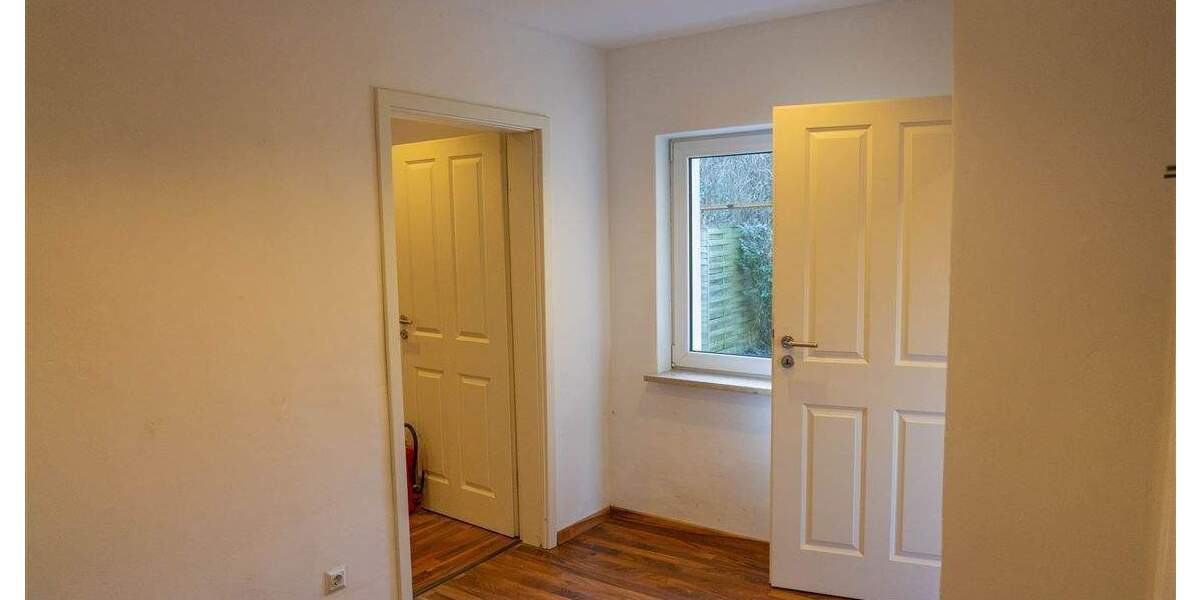 Mehrfamilienhaus, Wohnhaus Gröbenzell - 8 Zimmer, 192 m&sup2;, 1.199.000&euro; | Angebot:25372947