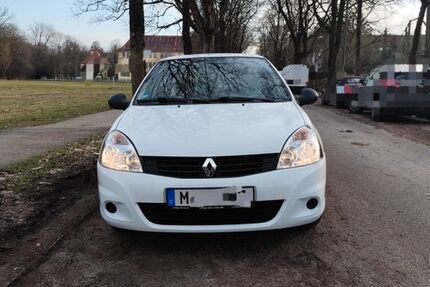 Renault Clio 106.403 km 2.900 &euro; München 81241