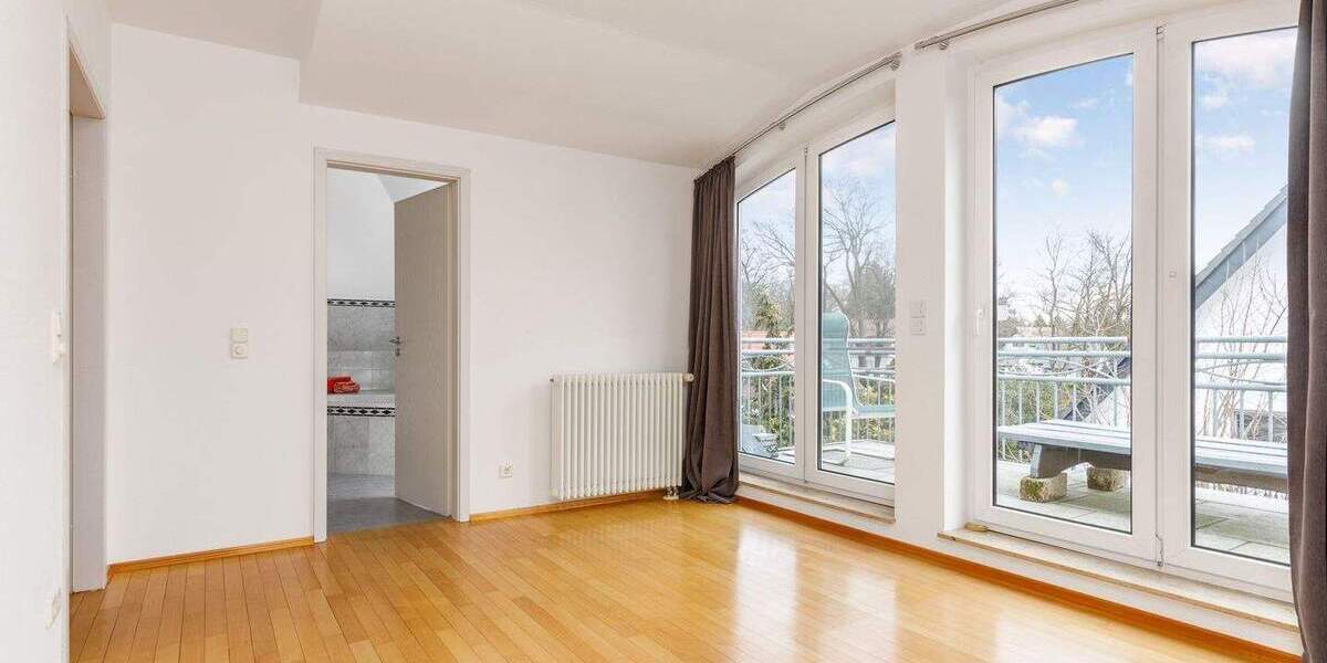 Etagenwohnung Schöneiche bei Berlin - 3 Zimmer, 146 m&sup2;, 485.000&euro; | Angebot:25836845