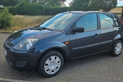 Ford Fiesta 149.750 km 1.900 &euro; Cham 93413