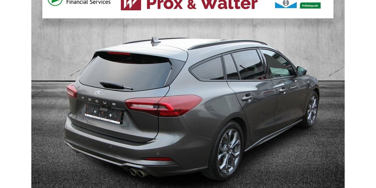 Ford Focus Turnier Mild-Hybrid ST-Line LED+NAVI+ACC 11.904 km 22.500 &euro; Hagenow 19230