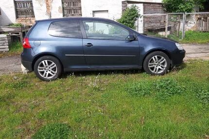 VW Golf 220.000 km 2.150 &euro; dargun 17159