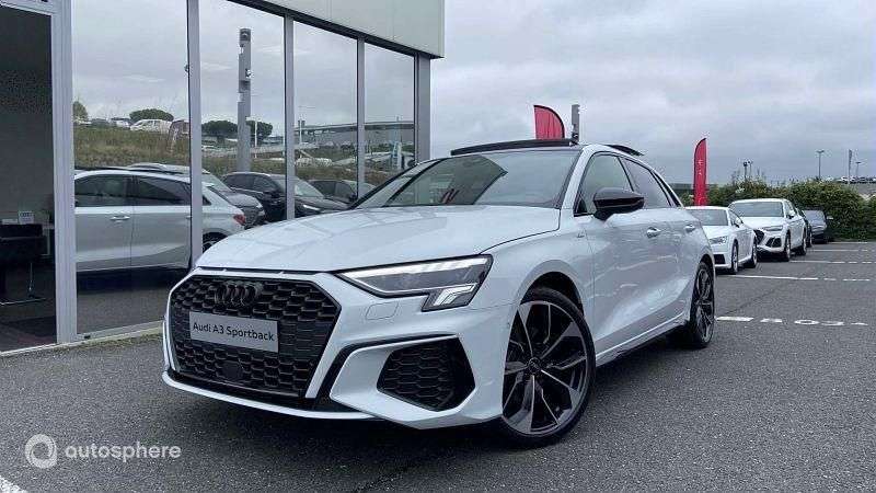 Audi A3 35 TDI 150ch S line S tronic 7 40.000 km 35.499 &euro; Champniers 16430