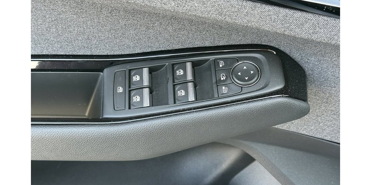 Renault Austral Evolution Mild Hybrid 160 / Navi / RFK 12.500 km 25.890 &euro; Donauwörth 86609