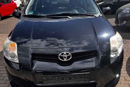 Toyota Auris 144.700 km 4.900 € Lebach 66822