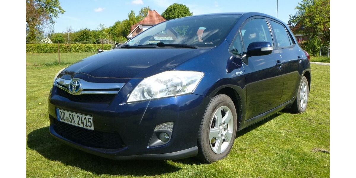 Toyota Auris 278.000 km 5.500 &euro; Möhnsen 21493