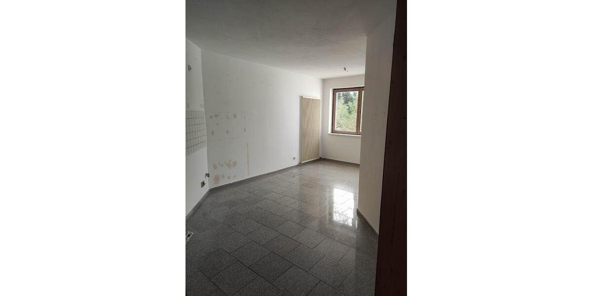 Etagenwohnung Hennef (Sieg) - 4 Zimmer, 120 m&sup2;, 1.400&euro; | Angebot:24983710