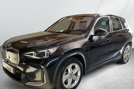 BMW iX1 10.004 km 37.490 &euro; Bremen 28757