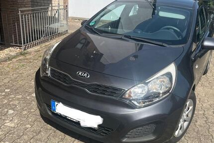 Kia Rio 161.096 km 3.900 € Köln 50735