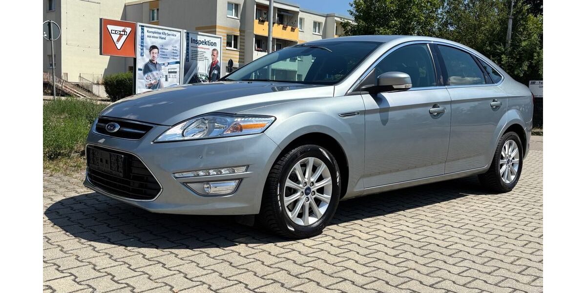 Ford Mondeo 106.000 km 6.995 &euro; Halle/Saale 06126