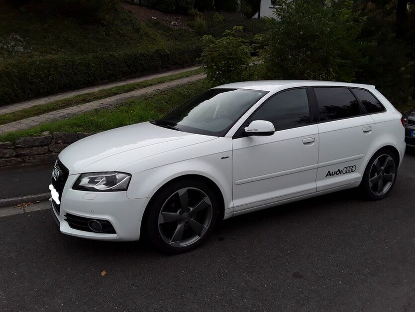 Audi A3 122.600 km 8.000 € Ködnitz 95361