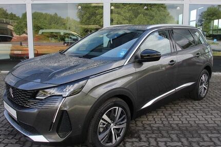 Peugeot 5008 32.800 km 27.760 &euro; Neumünster 24539