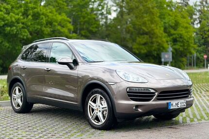 Porsche Cayenne 320.000 km 10.990 &euro; München 81549