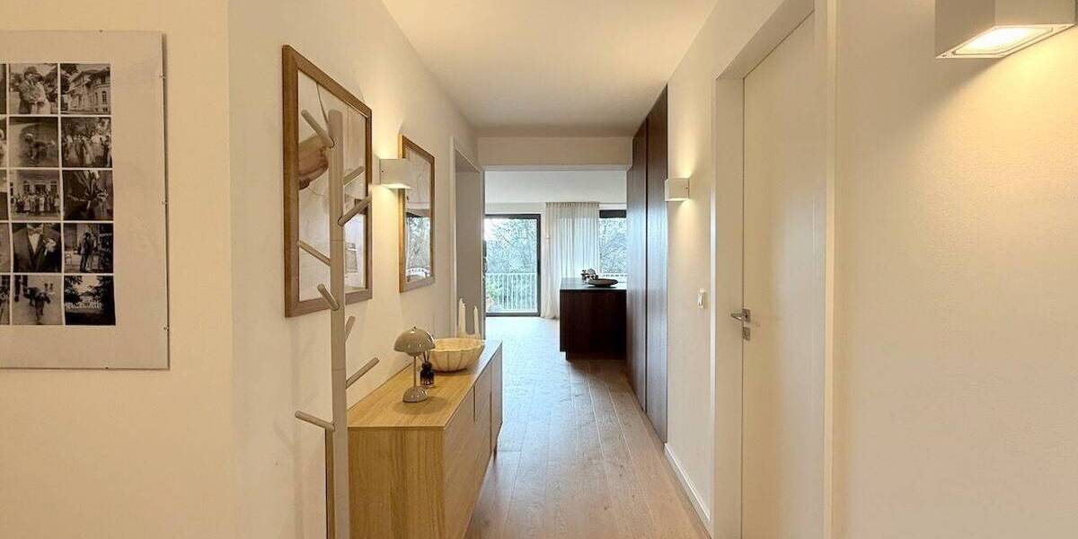 Etagenwohnung Düsseldorf Düsseltal - 4 Zimmer, 161 m&sup2;, 3.990&euro; | Angebot:26331563