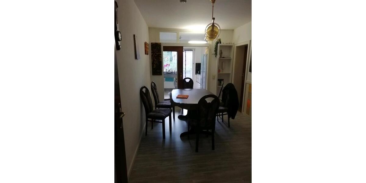 Erdgeschoßwohnung Flensburg - 3 Zimmer, 82 m&sup2;, 850&euro; | Angebot:26393818