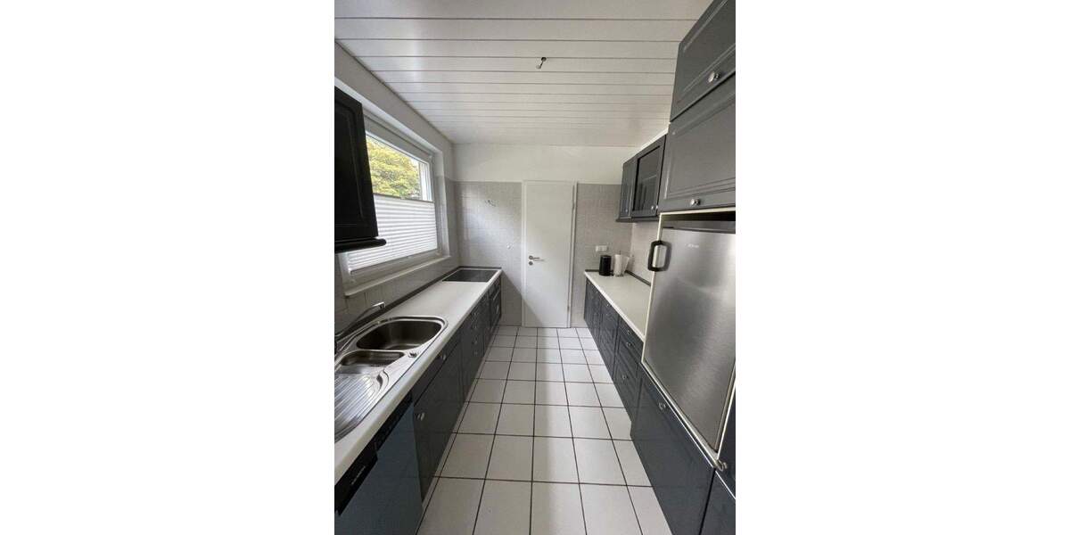 Modernisiertes Mittelreihenhaus in begehrter Lage (reserviert) 4 zimmer