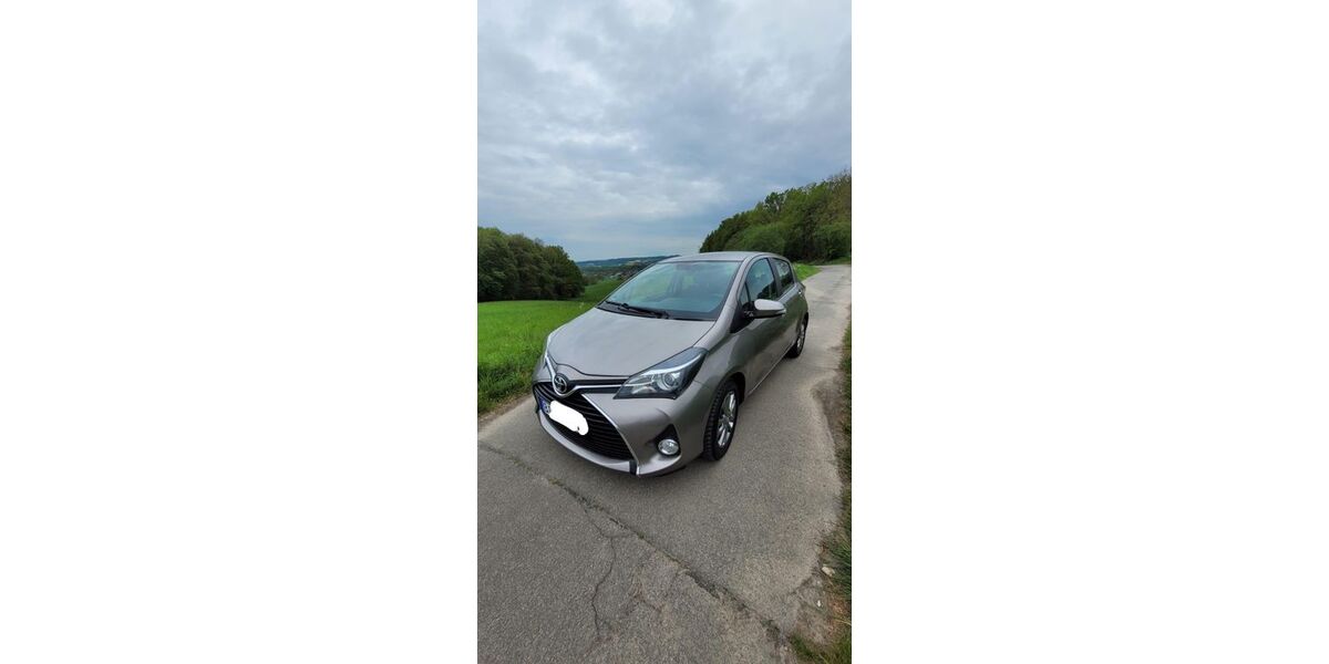 Toyota Yaris 130.000 km 7.950 &euro; Bielefeld 33619