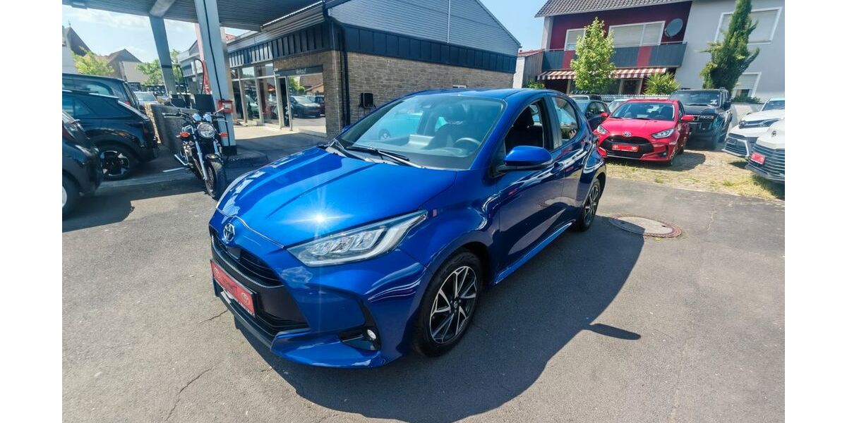 Toyota Yaris 25.550 km 17.900 &euro; Sommerach 97334