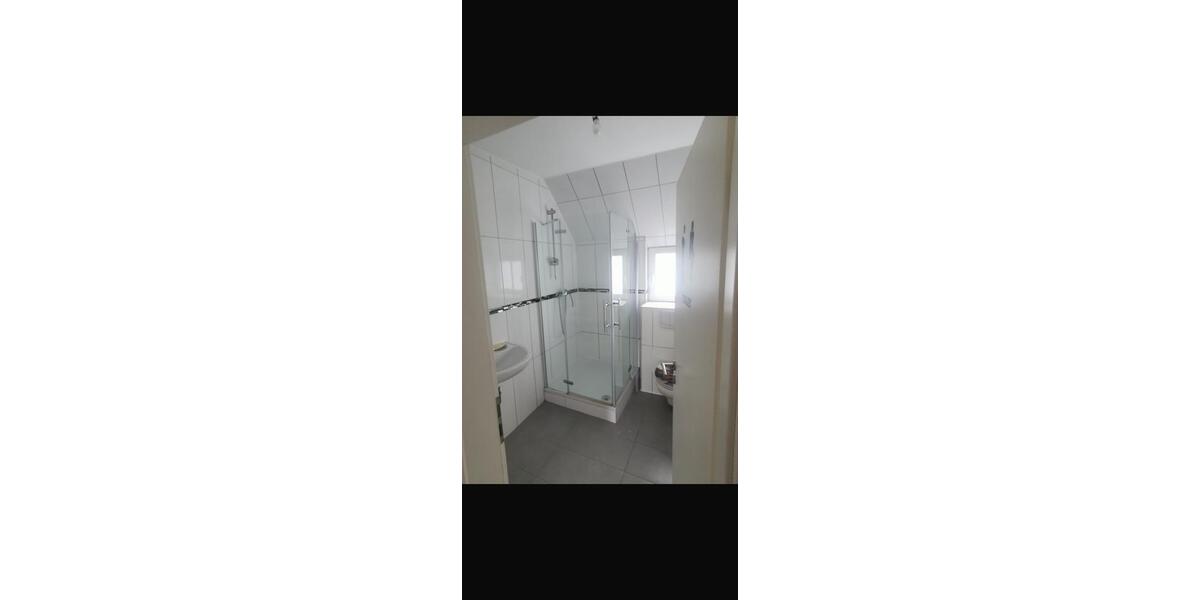 Doppelhaushälfte Höxter - 3 Zimmer, 110 m&sup2;, 1.250&euro; | Angebot:25834984