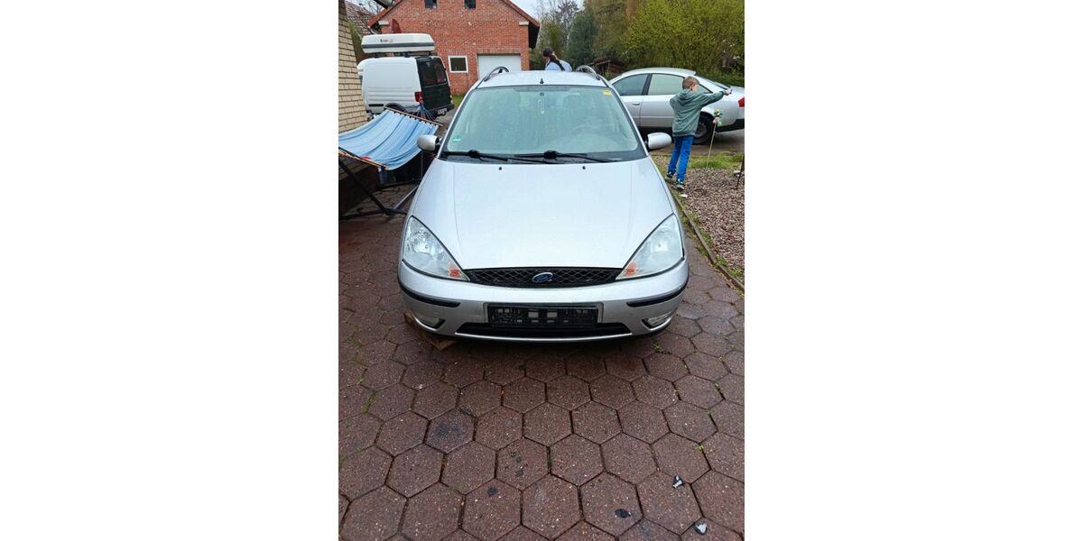 Ford Focus 311.000 km 1.400 &euro; Mellinghausen 27249