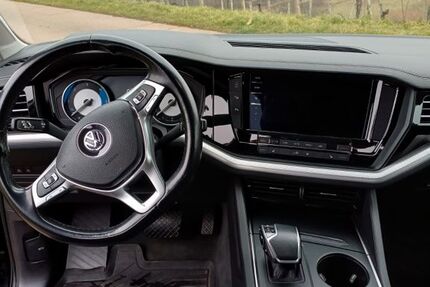VW Touareg 188.476 km 27.500 &euro; Longuich 54340