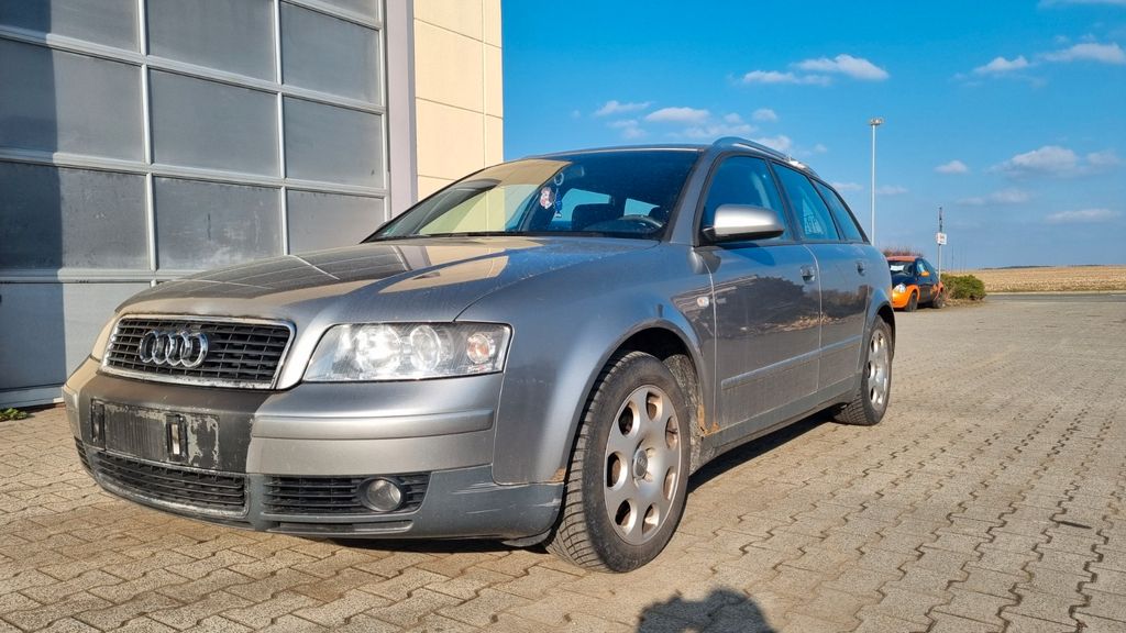 Audi A4 286.396 km 899 &euro; Tanna 07922