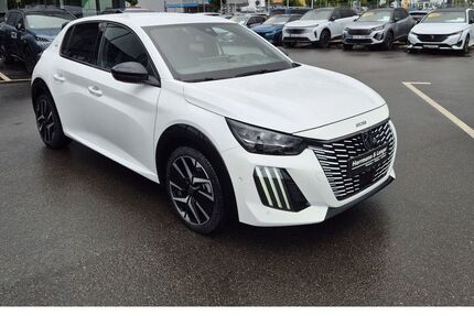 Peugeot 208 1.500 km 28.499 € Potsdam 14482