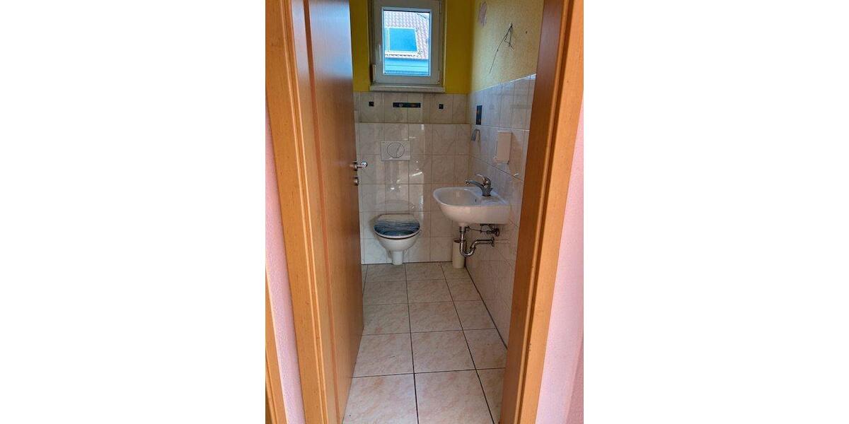 Einfamilienhaus Bentwisch - 5 Zimmer, 140 m&sup2;, 250.000&euro; | Angebot:26777795