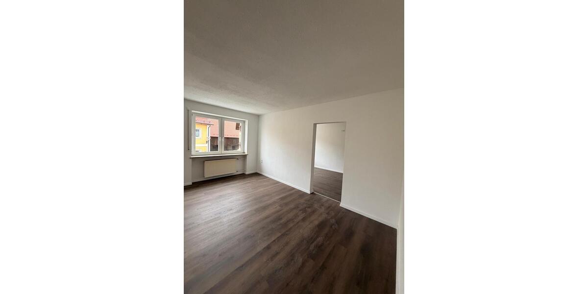Etagenwohnung Bruck in der Oberpfalz - 3 Zimmer, 84 m&sup2;, 718&euro; | Angebot:26293172