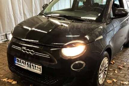 Fiat 500e 7.890 km 13.990 &euro; Elmshorn 25337