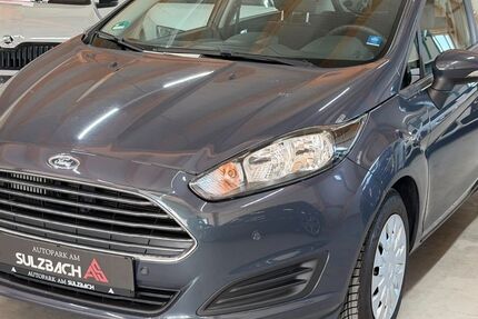 Ford Fiesta 124.400 km 6.490 &euro; Denkingen 78588