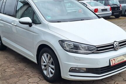 VW Touran 249.749 km 12.257 &euro; Stapelfeld 22145