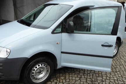 VW Caddy 128.619 km 7.995 &euro; Chemnitz 09130