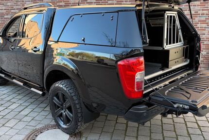Nissan Navara 115.600 km 30.000 &euro; Unterföhring/ München 85774