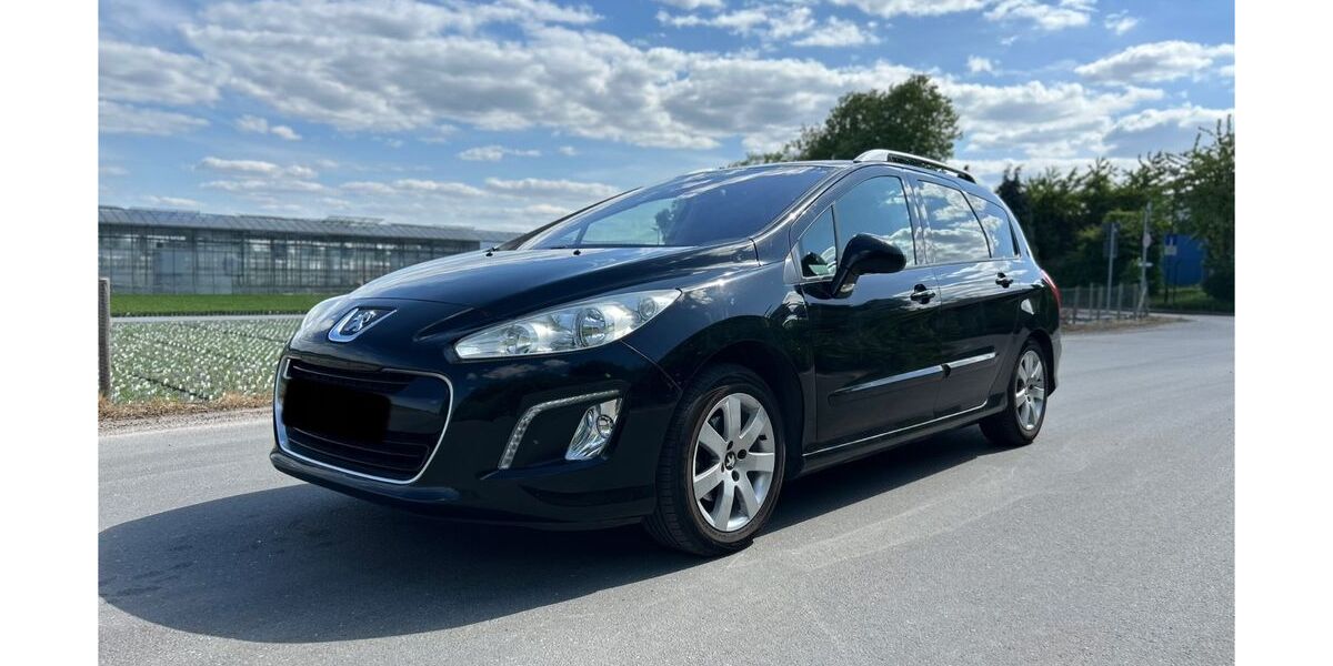 Peugeot 308 92.000 km 5.499 &euro; Düsseldorf 40221