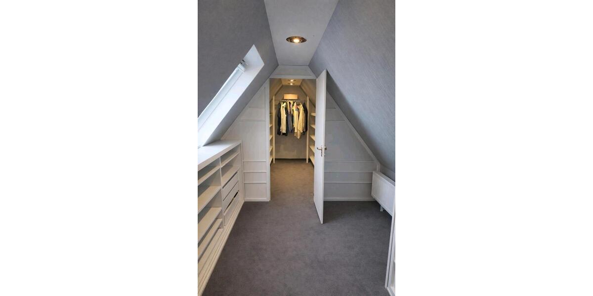 Dachgeschoßwohnung Norderstedt Friedrichsgabe - 3 Zimmer, 88 m&sup2;, 1.200&euro; | Angebot:25392347