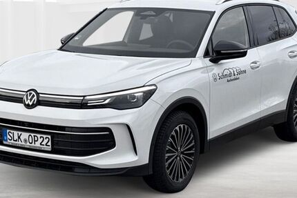 VW Tiguan 15.000 km 38.980 &euro; Aschersleben 06449