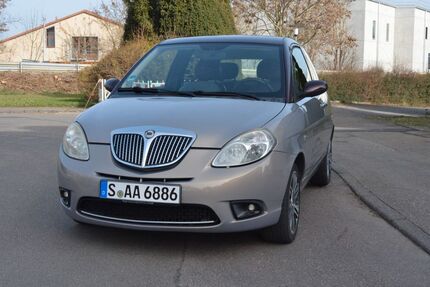 Lancia Ypsilon 139.700 km 1.888 &euro; Stuttgart 70499