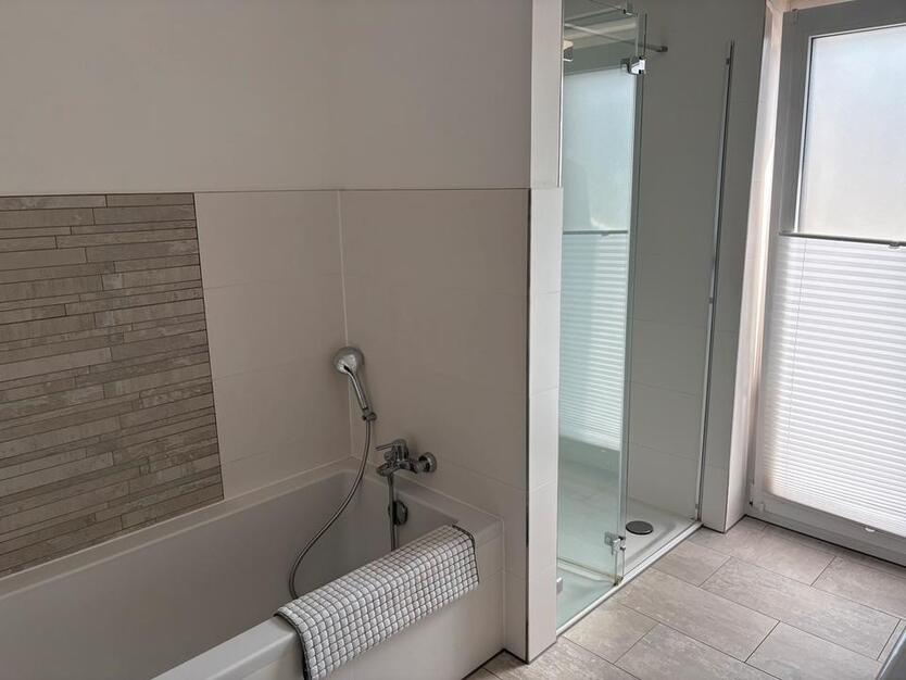 Seltene, 4Zimmer Wohnung, Gartenparadies, E-Ladesäule, Hanau