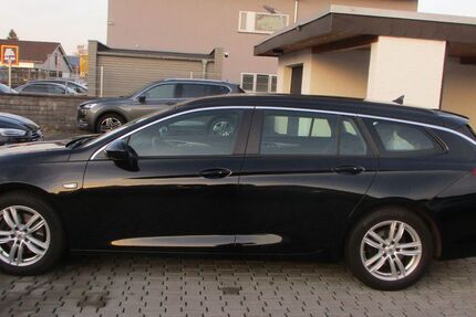 Opel Insignia 129.889 km 9.699 &euro; Babenhausen 64832