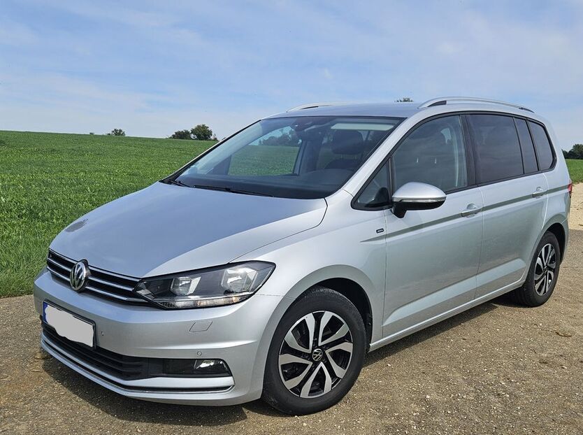 VW Touran 104.000 km 19.950 € Münsingen 72525