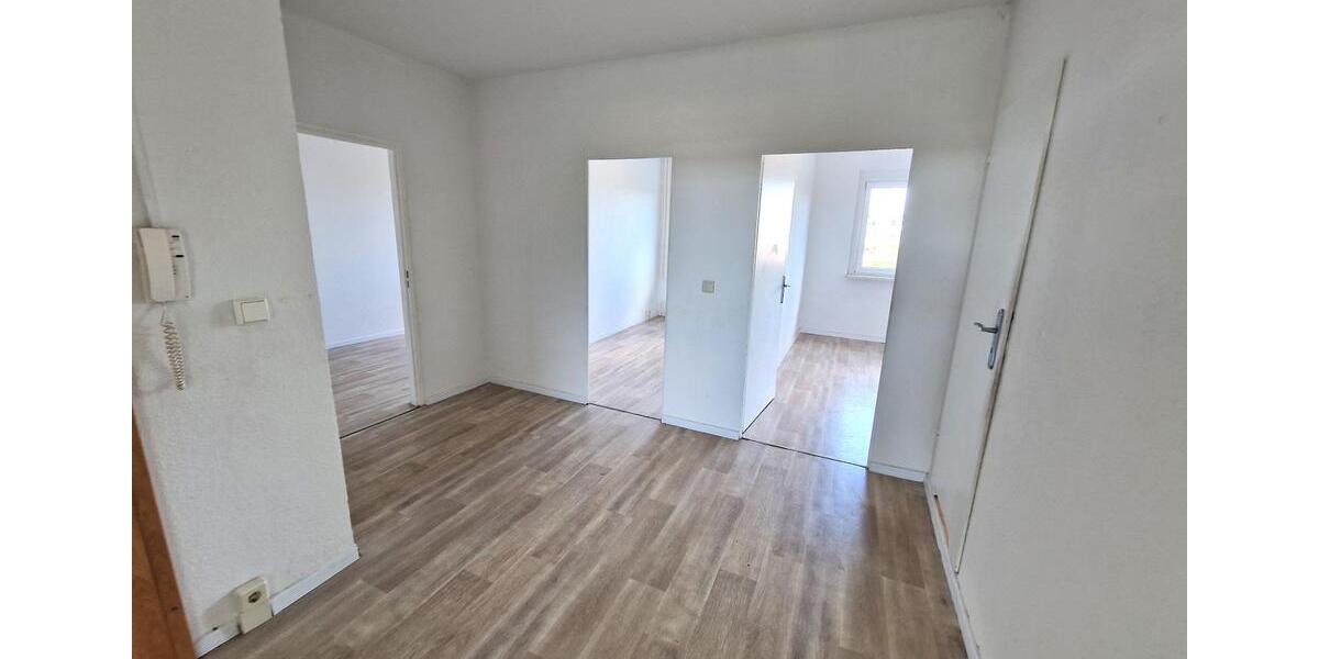 Etagenwohnung Prenzlau - 4 Zimmer, 75 m&sup2;, 418&euro; | Angebot:26300353