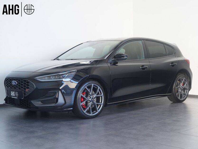 Ford Focus 43.602 km 31.950 € Wiesbaden 65205