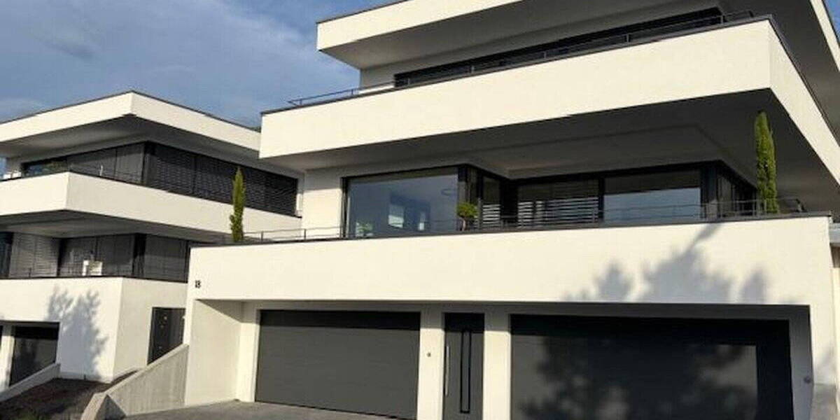 Etagenwohnung Lörrach - 3 Zimmer, 169 m&sup2;, 1.350.000&euro; | Angebot:26123713