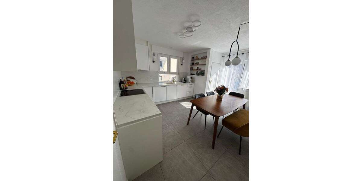 Etagenwohnung Plochingen - 4 Zimmer, 111 m&sup2;, 325.000&euro; | Angebot:26372377